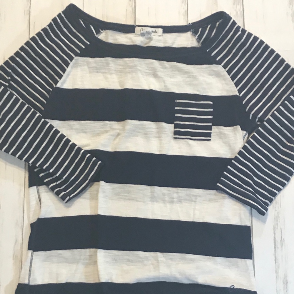 Aeropostale Blue and white Longsleeve size medium